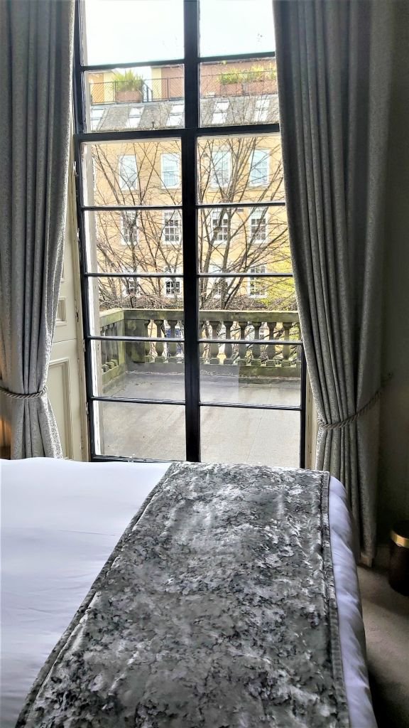 City Double Room 4