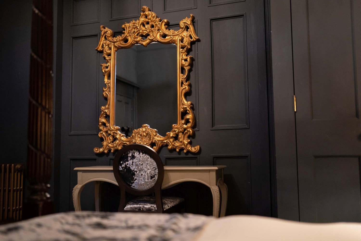 Georgian Suite Room 19