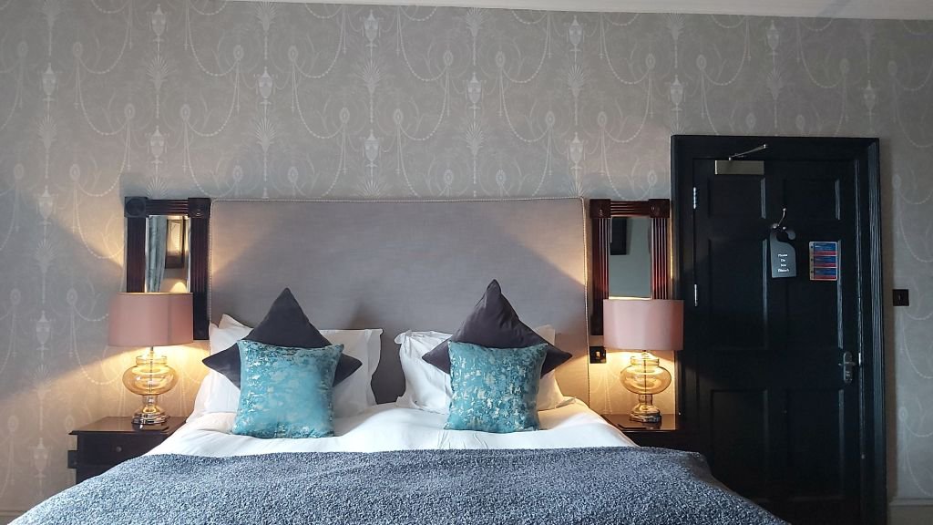 Mini Suite Room 9