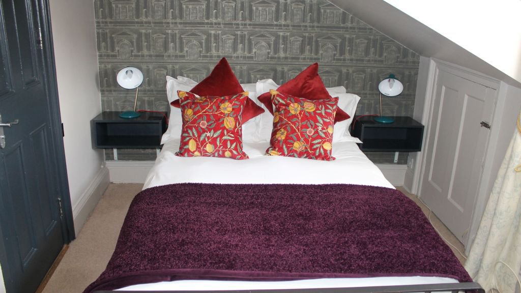 Small Double Room 7